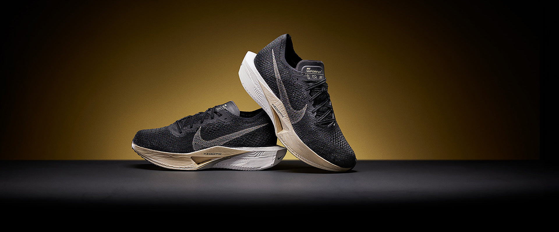 Nike ZoomX Vaporfly Next Percent 3 - Negro/Mtlc Dorado Grano/Negro